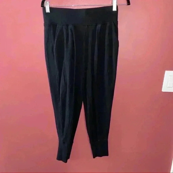 Beyond Yoga Black Sweat Pants - Picture 2 of 8